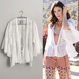 Johnny Was Lance Ruffle Kimono in White - Size M